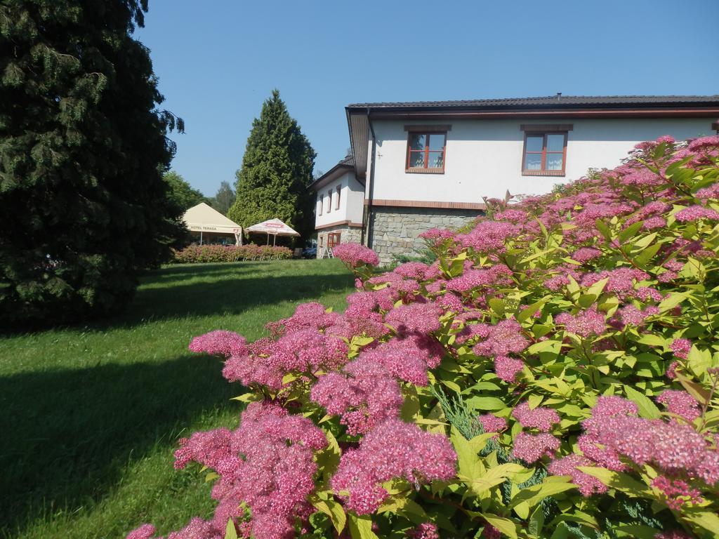 Hotel Terasa Frýdek-Místek Kültér fotó