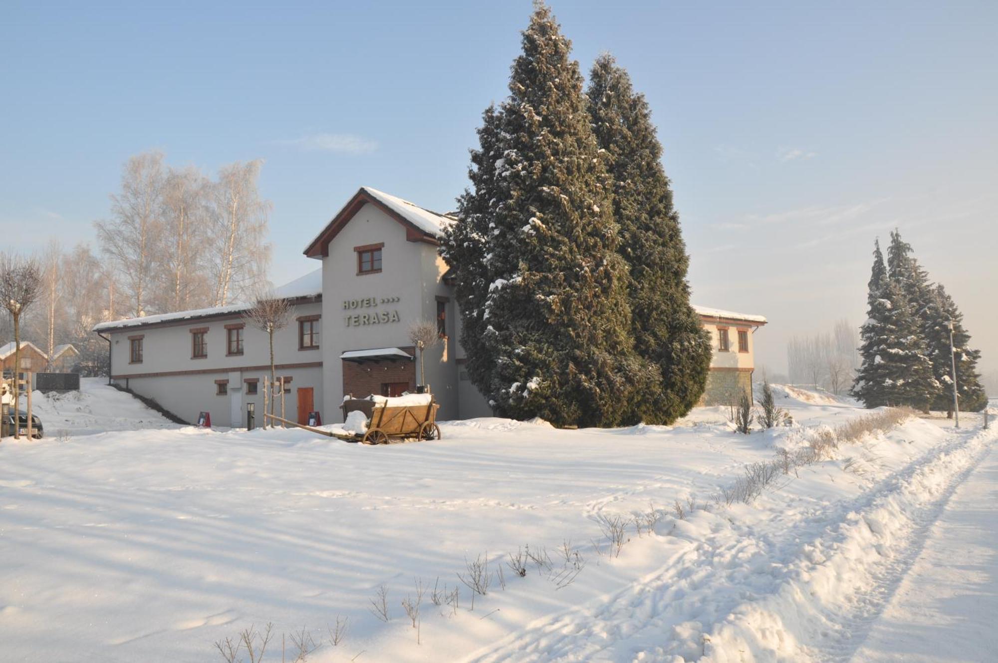 Hotel Terasa Frýdek-Místek Kültér fotó