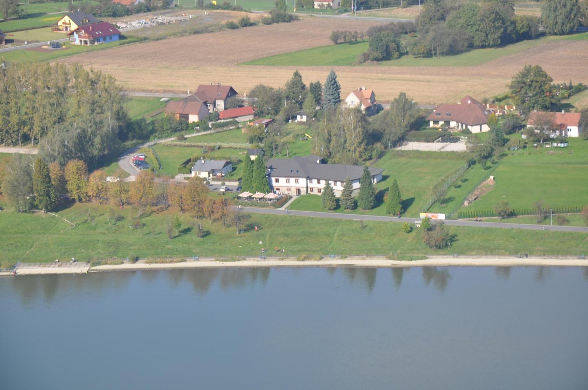 Hotel Terasa Frýdek-Místek Kültér fotó
