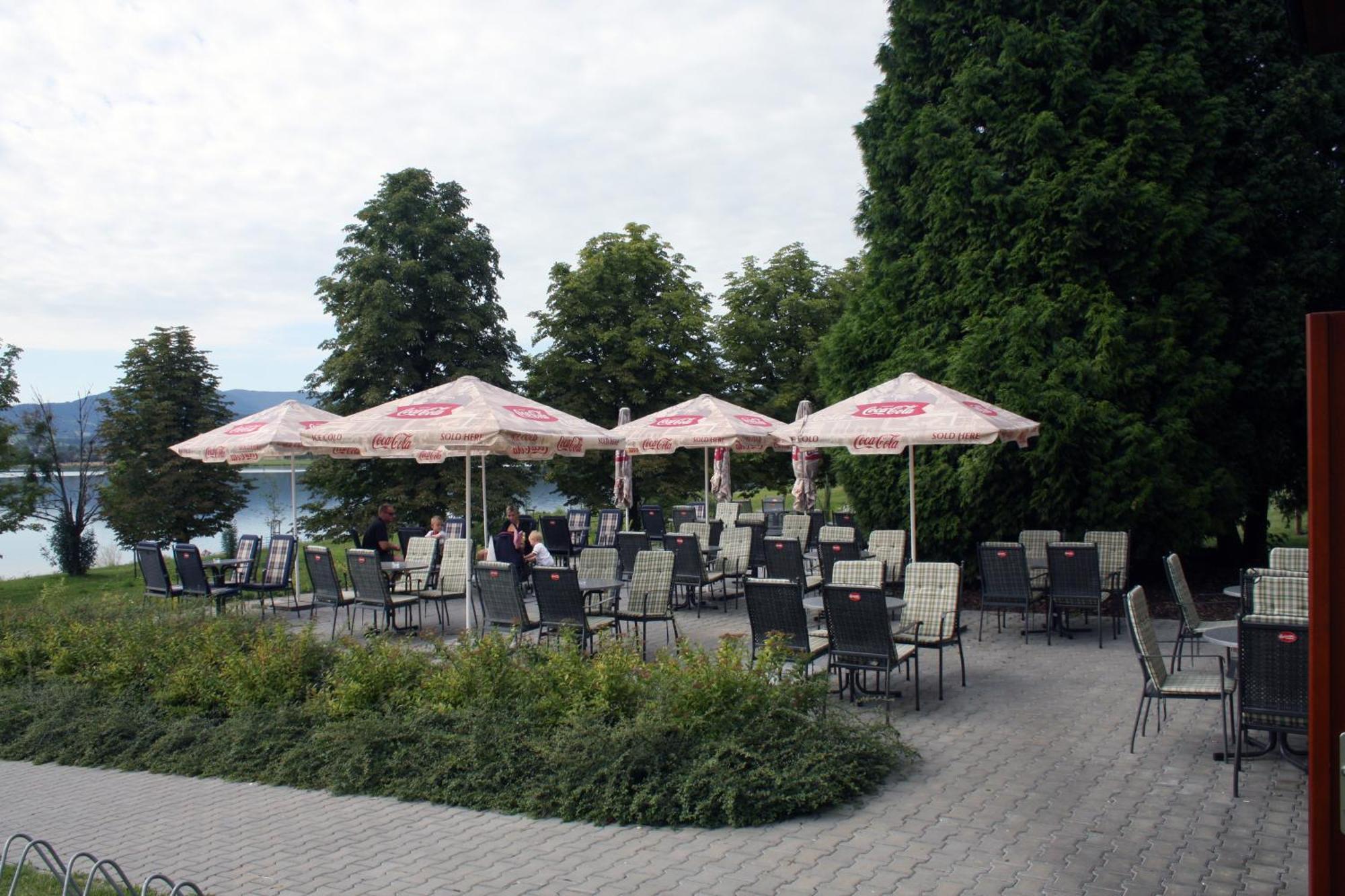 Hotel Terasa Frýdek-Místek Kültér fotó