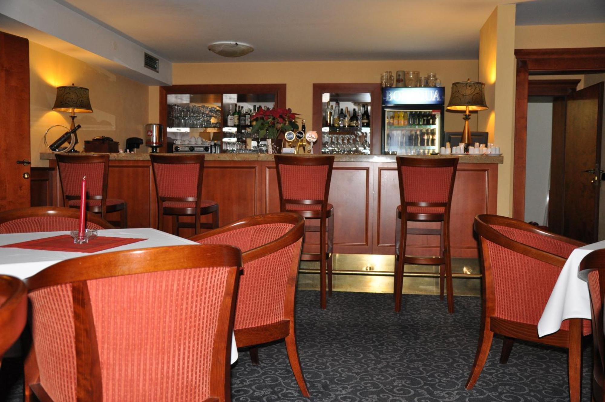 Hotel Terasa Frýdek-Místek Kültér fotó