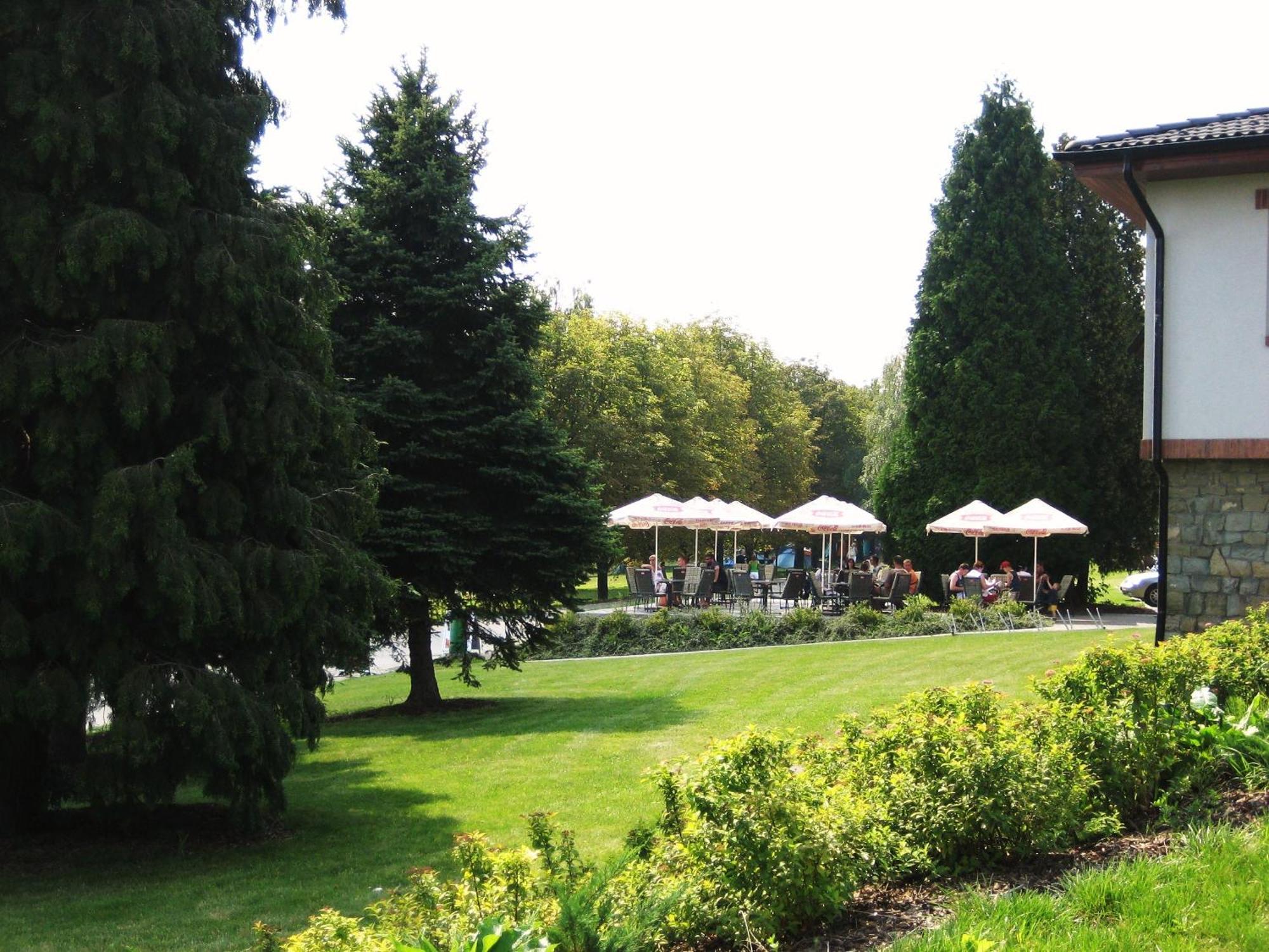 Hotel Terasa Frýdek-Místek Kültér fotó