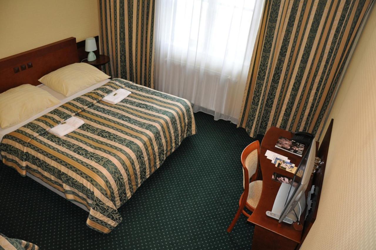 Hotel Terasa Frýdek-Místek Szoba fotó